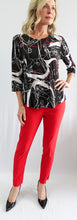 Load image into Gallery viewer, Soft Works Black Red Print 3/4 Sleeve Round Neck Tunic Top
