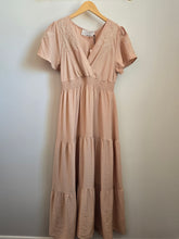 Load image into Gallery viewer, Irvine Dress