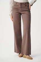 Load image into Gallery viewer, Goldie | Classic Wide-Leg Stretch Jeans