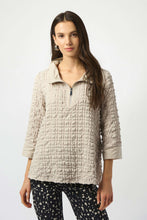 Load image into Gallery viewer, Bubble Jacquard A-Line Top