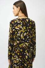 Load image into Gallery viewer, Recycled Soft Twill Animal Print Straight Top