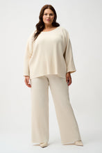 Load image into Gallery viewer, Pleated Scuba Crepe Wide-Leg Pants