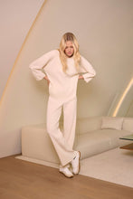 Load image into Gallery viewer, Pleated Scuba Crepe Wide-Leg Pants