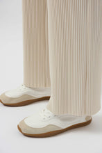 Load image into Gallery viewer, Pleated Scuba Crepe Wide-Leg Pants