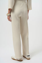 Load image into Gallery viewer, Pleated Scuba Crepe Wide-Leg Pants