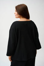 Load image into Gallery viewer, Pleated Scuba Crepe Boxy Top