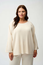 Load image into Gallery viewer, Pleated Scuba Crepe Boxy Top