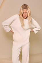 Load image into Gallery viewer, Pleated Scuba Crepe Boxy Top
