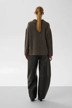 Load image into Gallery viewer, Bean V-Neck Pullover