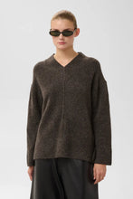Load image into Gallery viewer, Bean V-Neck Pullover