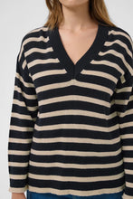 Load image into Gallery viewer, Charlin Pullover Sweater