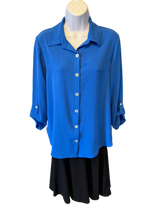 Load image into Gallery viewer, Soft Works Airflow Button Front Tunic Blouse
