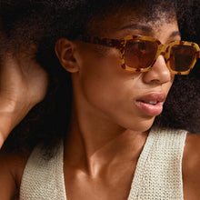 Load image into Gallery viewer, Pilgrim Annalise Brown Sunglasses