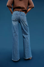 Load image into Gallery viewer, Vivian Mid Rise Wide Leg Pant