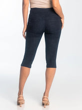Load image into Gallery viewer, Lois Liette Rinse Pull On Slim Fit Capri
