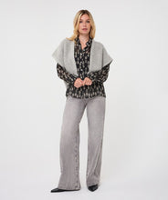 Load image into Gallery viewer, Chunky Knit Cardigan