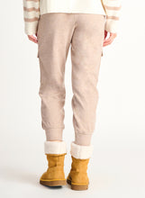 Load image into Gallery viewer, Dex Oatmeal Melange Soft Cargo Jogger with Pockets
