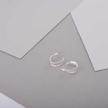 Load image into Gallery viewer, Merx Fashion Shiny Silver Small Thick C-Hoop Earrings
