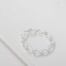 Load image into Gallery viewer, Shiny Silver Chain Bracelet

