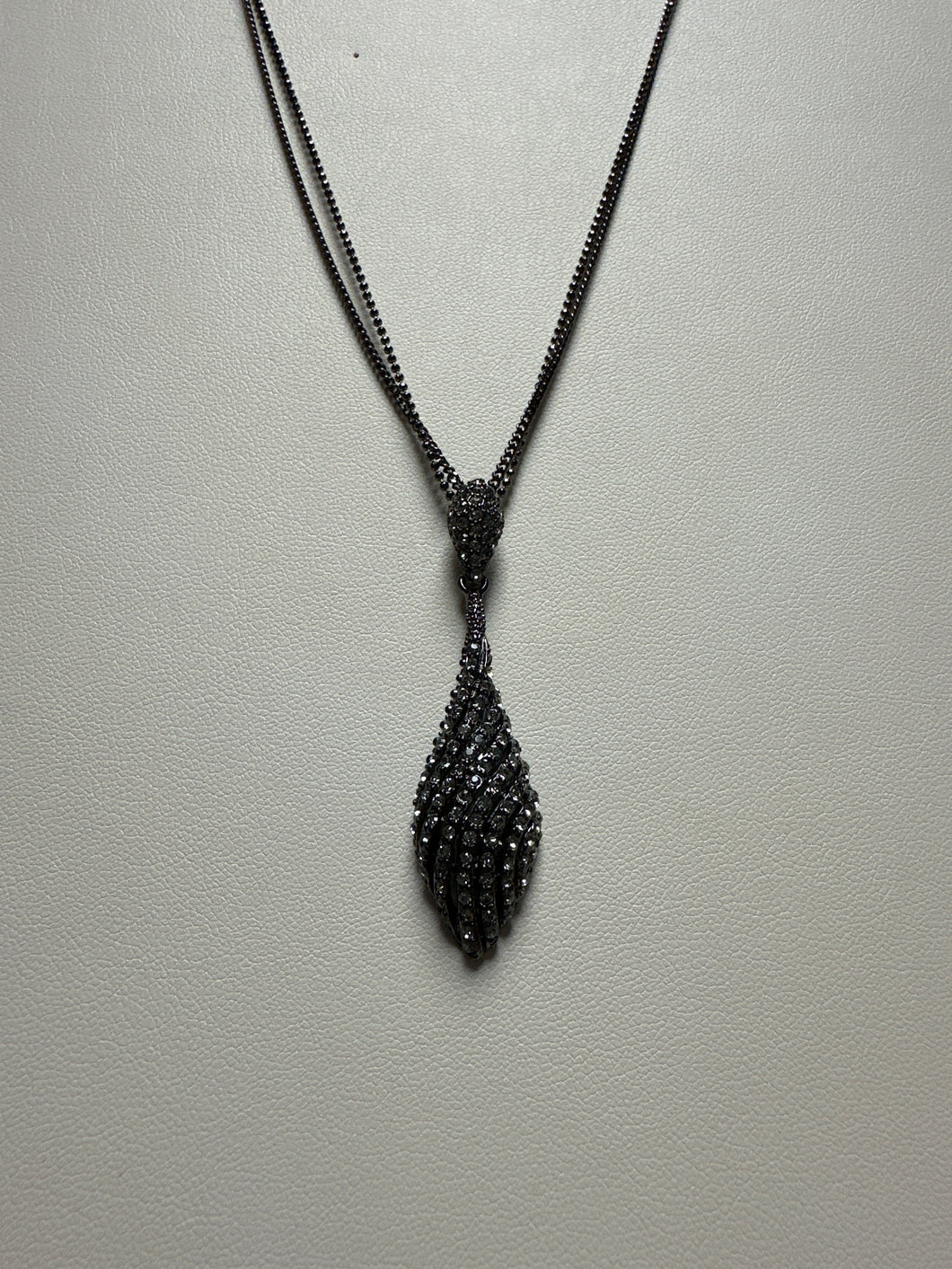 Fashion Jewelry Drop Hematite Pendant Necklace with Clear Crystals