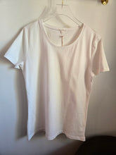 Load image into Gallery viewer, DKR &amp; Co Short Sleeve Cotton Crew Neck T-Shirt
