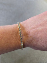 Load image into Gallery viewer, Merx Sofistica Rhodium Crystal Bangle
