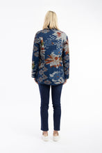 Load image into Gallery viewer, Orientique Dancing Queen Reversible Printed Coat
