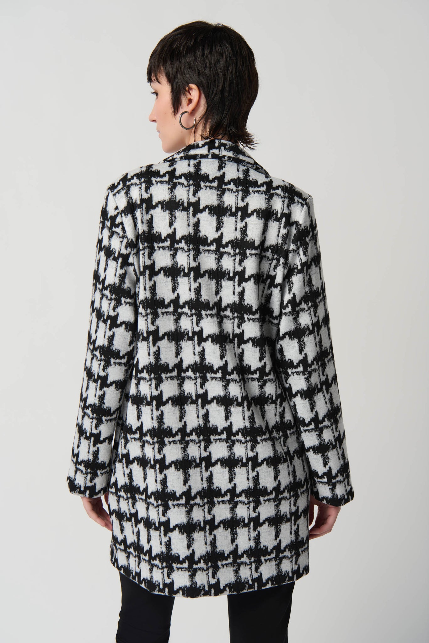 Brushed Jacquard Mono Houndstooth Knit Coatigan