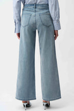 Load image into Gallery viewer, Joseph Ribkoff Goldie Classic Wide-Leg Stretch Jeans
