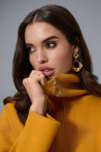 Load image into Gallery viewer, Sweater Knit Boxy Pullover With Zipped Collar
