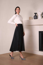 Load image into Gallery viewer, Tulle Flared Skirt
