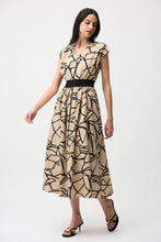 Load image into Gallery viewer, Seersucker Abstract Print Fit and Flare Dress
