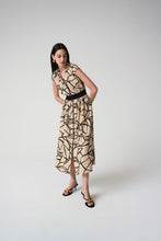 Load image into Gallery viewer, Seersucker Abstract Print Fit and Flare Dress
