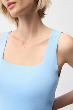 Load image into Gallery viewer, Viscose Blend Fitted Camisole
