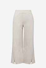 Load image into Gallery viewer, Culotte Jeans With Rhinestones
