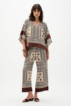 Load image into Gallery viewer, Georgette Printed Poncho Top
