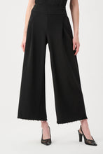 Load image into Gallery viewer, Silky Knit Pearl-Trim Culotte Pants
