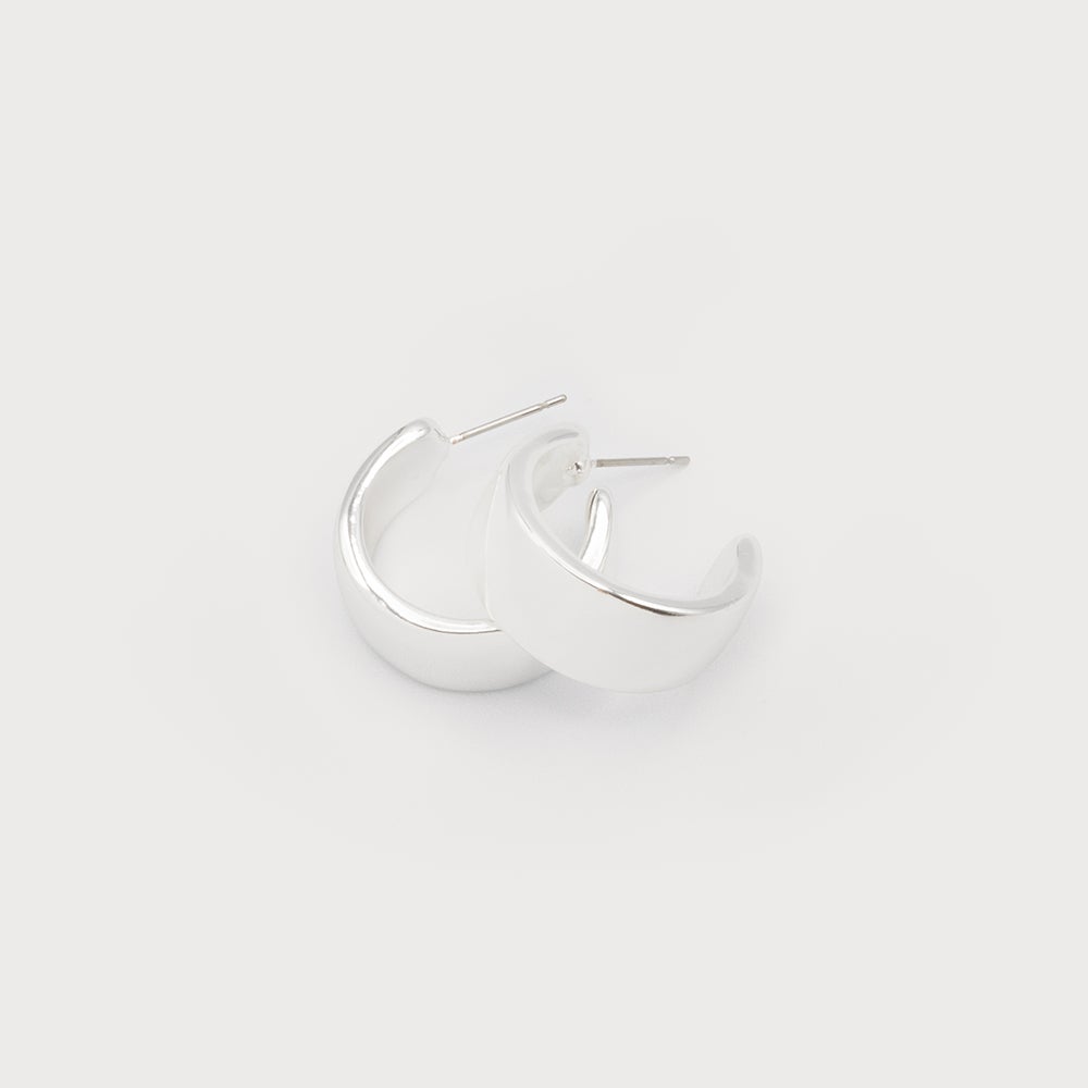 Caracol Small Thick Silver C-Hoop Earrings