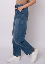 Load image into Gallery viewer, Milla Stretch Denim Jeans
