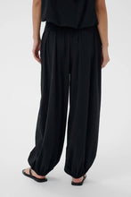 Load image into Gallery viewer, Berite Harem Pant

