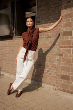 Load image into Gallery viewer, Rina Barrel Jeans
