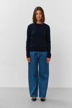 Load image into Gallery viewer, Seamless Crew Neck Pullover
