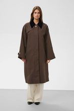 Load image into Gallery viewer, Jennah Cade Coat

