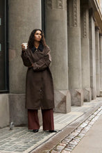 Load image into Gallery viewer, Jennah Cade Coat
