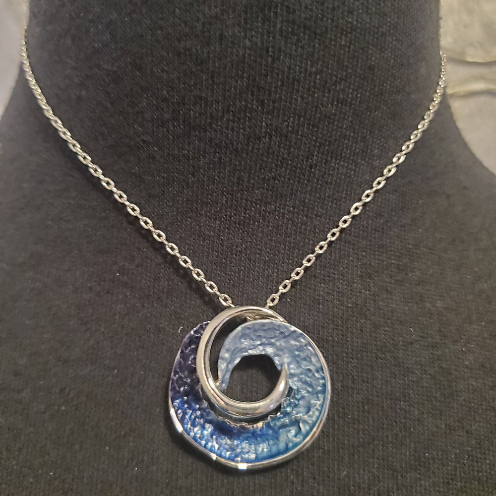 Fashion Jewelry Gradient Blue and Silver Swirl Necklace with Earrings