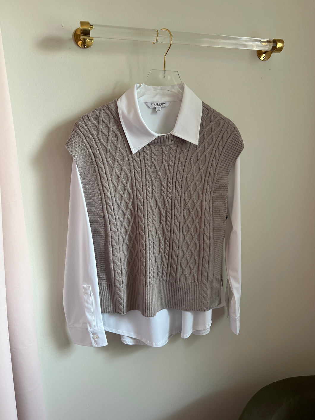 Carre Noir Knit Sweater Vest
