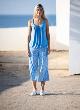 Load image into Gallery viewer, Marble Aqua Sleeveless Pleated Top
