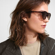 Load image into Gallery viewer, Pilgrim Alejandra Brown Sunglasses

