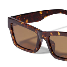 Load image into Gallery viewer, Pilgrim Ashlyn Brown Sunglasses
