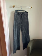 Load image into Gallery viewer, Carre Noir Woven Jeans
